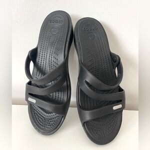 Like new! Crocs Women’s Black Rubber Slip On Wedge Comfort Sandal size 7